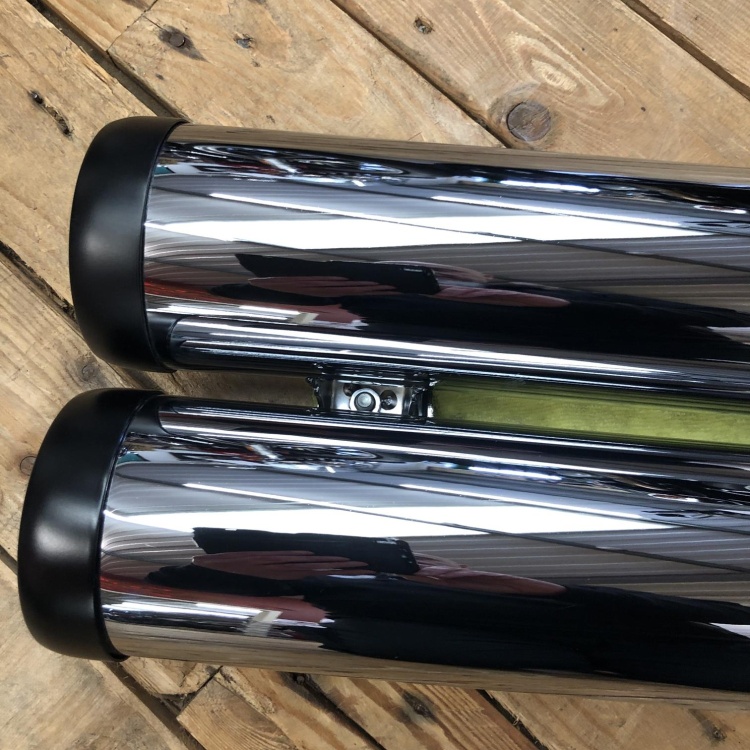 Indian Scout / Bobber / Rogue Chrome Silencers with Black Tips (pair)